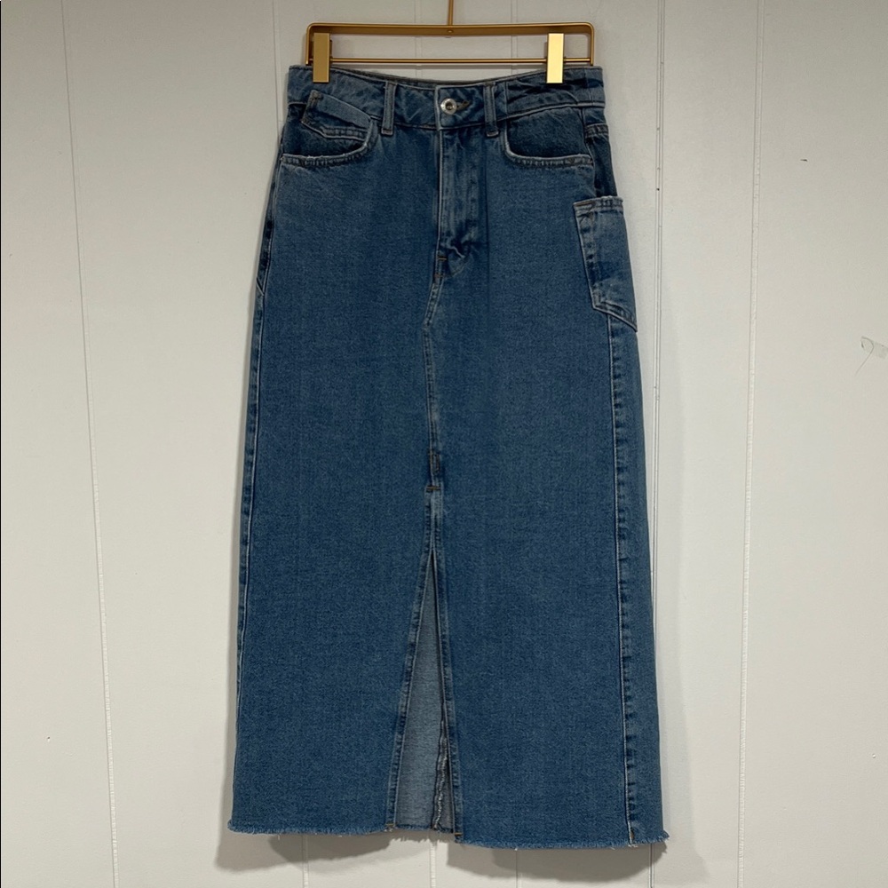 Zara High-Waisted Long Denim Skirt Front Slit Raw Hem sz XS - Picture 1 of 10